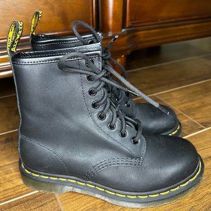 Dr Martens "Pascal Virginia Leather Boots" Size US 6